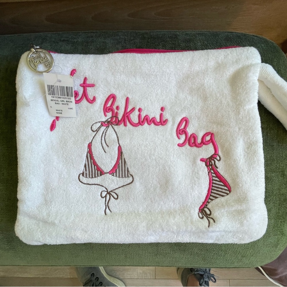 NWT Henri Bendel White and Pink Swimsuit Terry Towel Bag